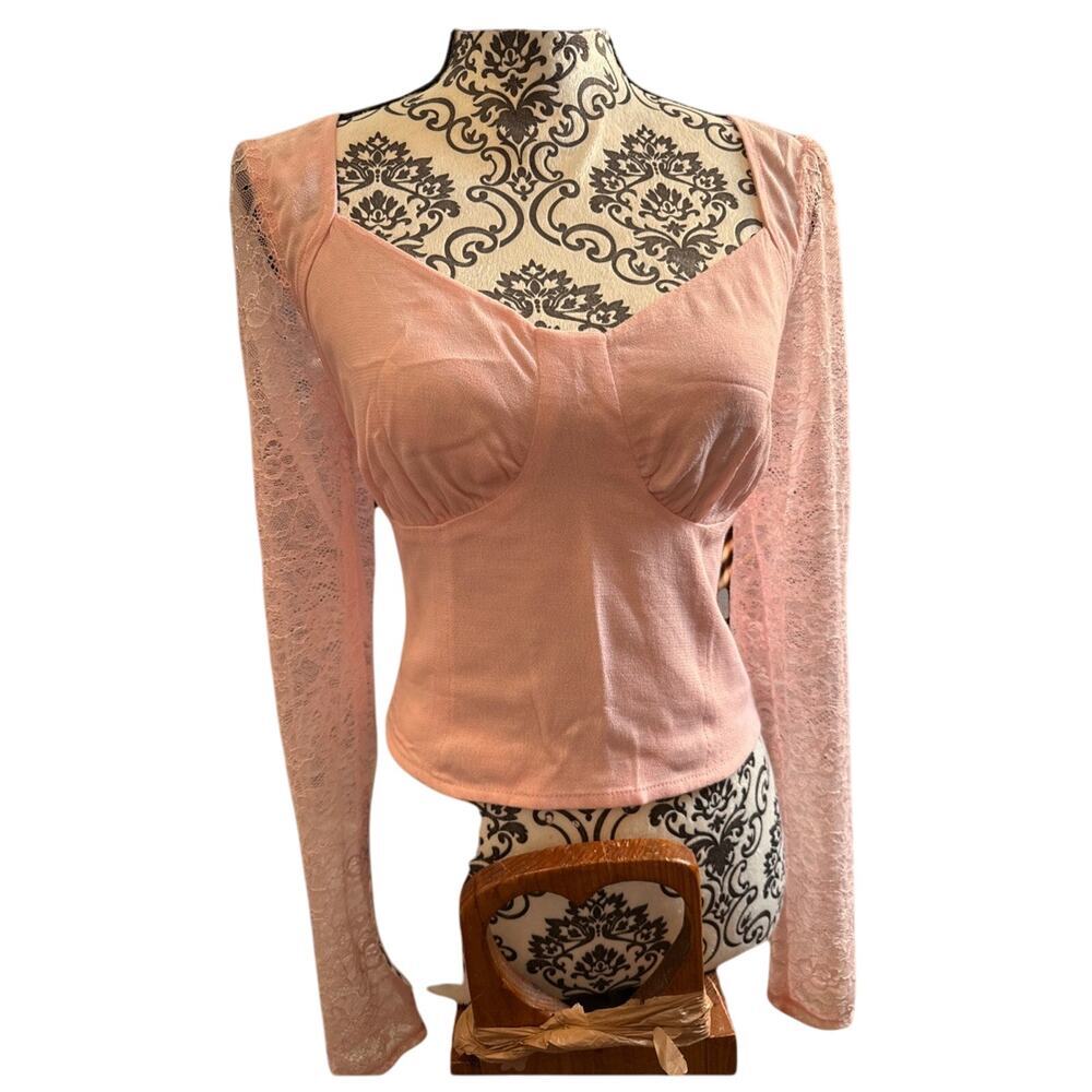 -TOP WOMEN Crop Wild Fable Size Med Lace Long Sleeves Pink C 17” L 19” SL 26”